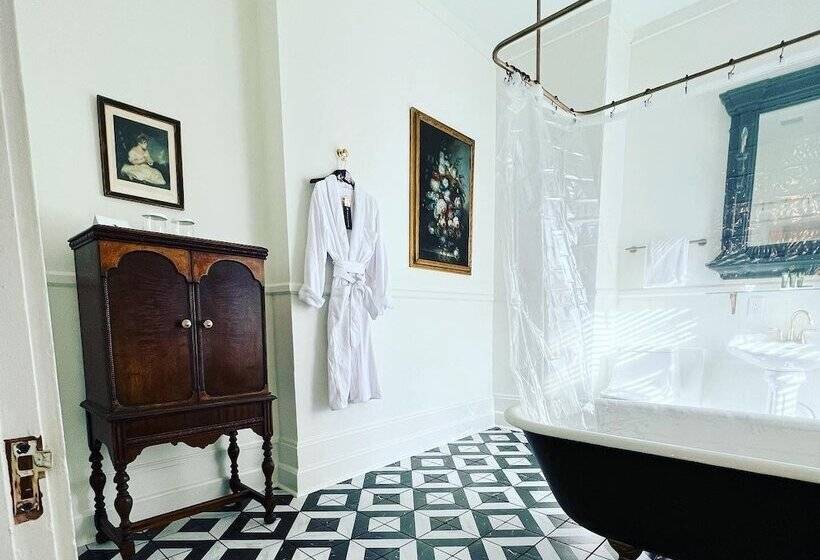 مبيت وإفطار The General S Quarters Boutique