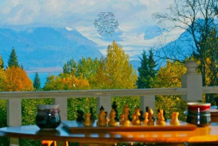 تختخواب و صبحانه Alaska Halcyon Heights Inn