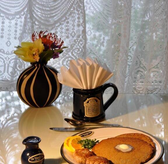 فندق 1898 Waverly Inn