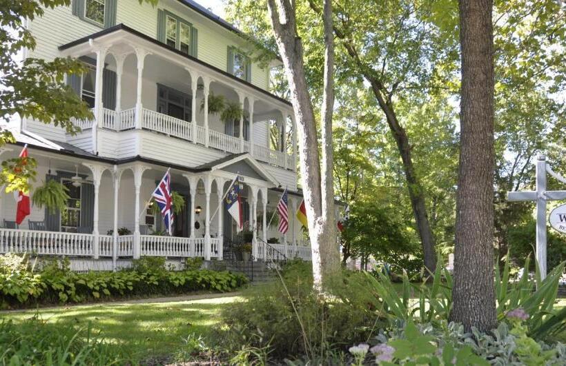 فندق 1898 Waverly Inn