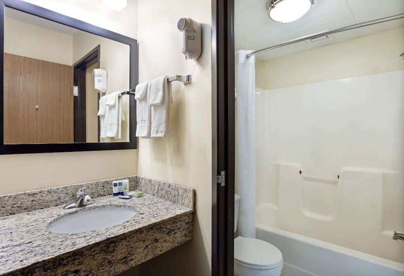 فندق Americinn By Wyndham Tomah