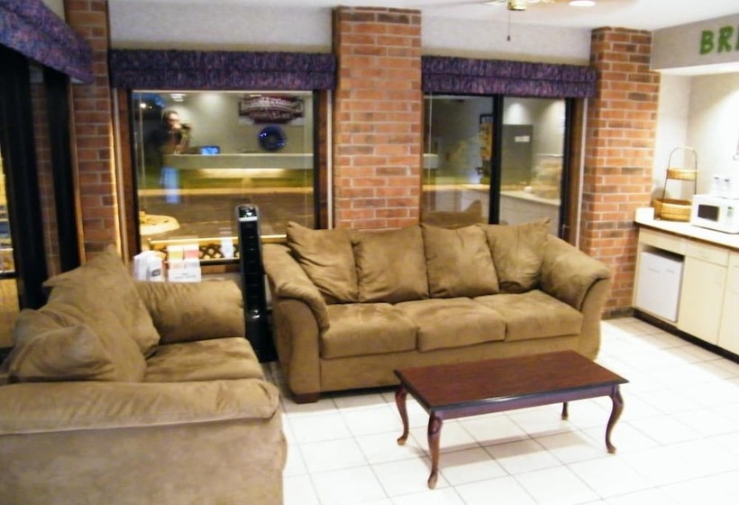 فندق Amerihost Inn & Suites  Mexico