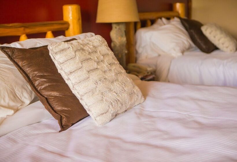 酒店 Anglers Lodge