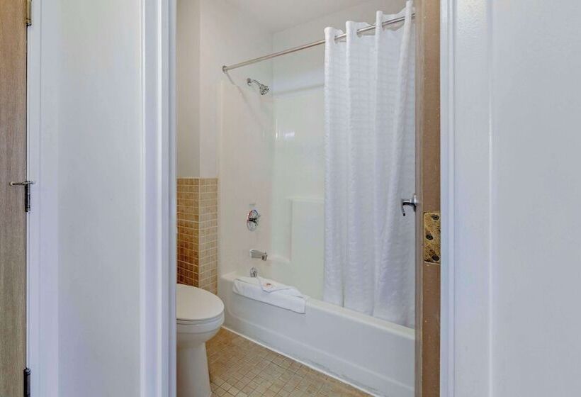 Atlantis Family Waterpark Hotel, Ascend Hotel Collection