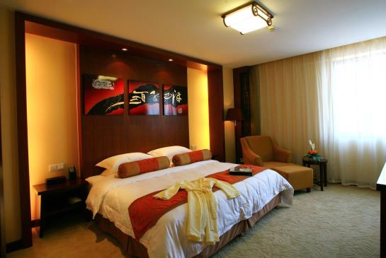 Gold Riverside Hotel