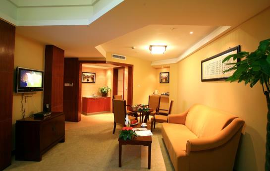 Gold Riverside Hotel