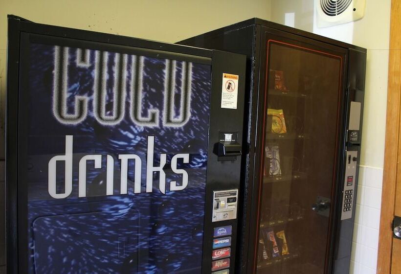 ホテル Budget Host Inn Fridley