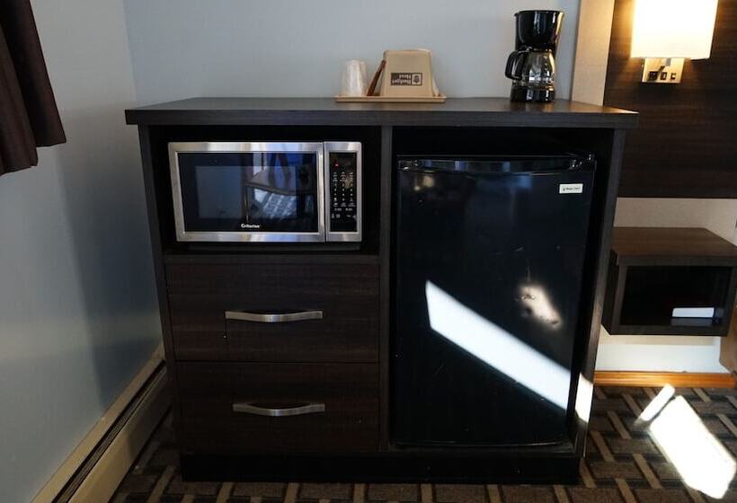 ホテル Budget Host Inn Fridley