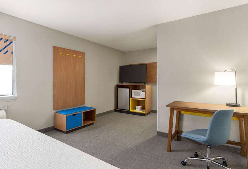 فندق Days Inn By Wyndham