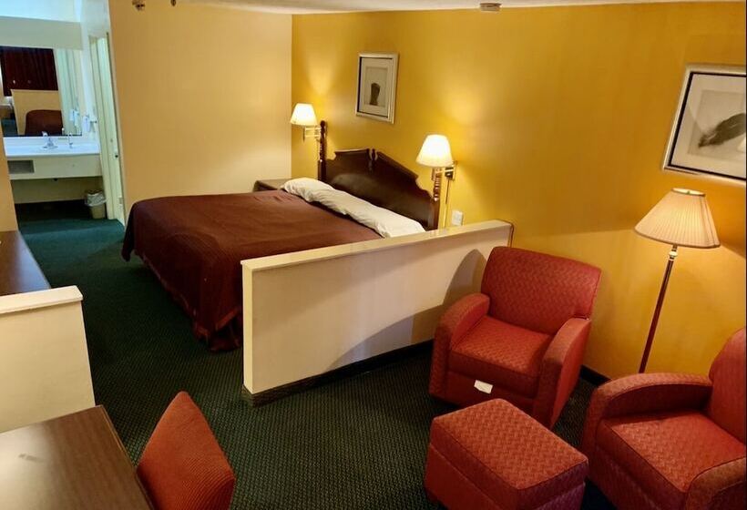 فندق Deluxe Inn & Suites