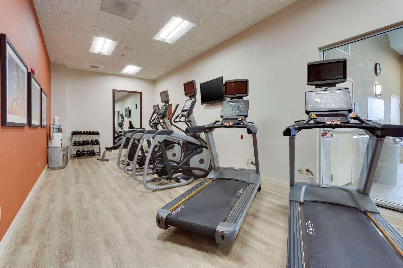 فندق Drury Inn & Suites St. Louis/o Fallon, Il