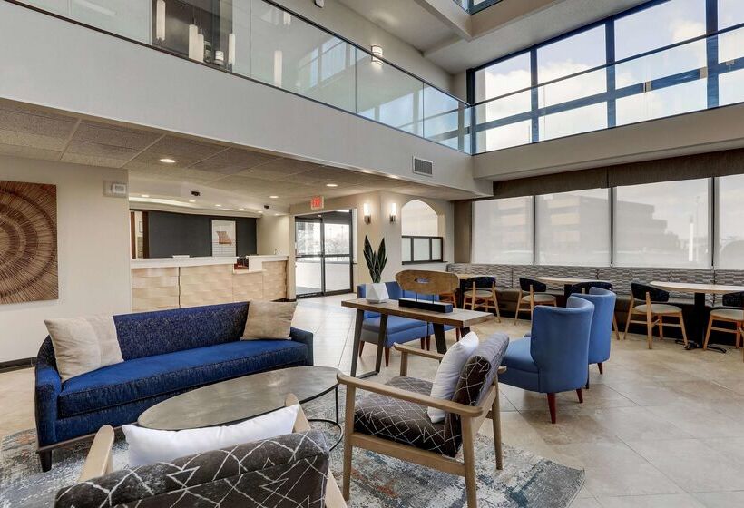 فندق Drury Inn & Suites St. Louis St. Peters