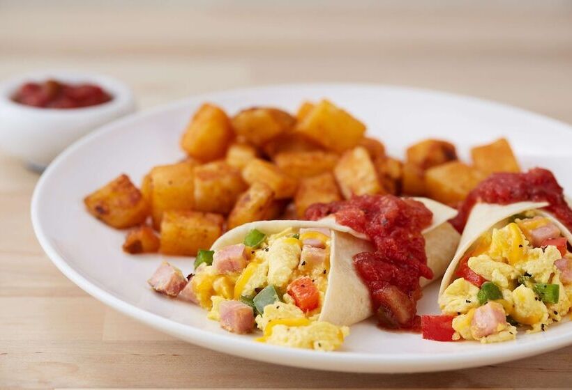 فندق Drury Inn & Suites St. Louis St. Peters