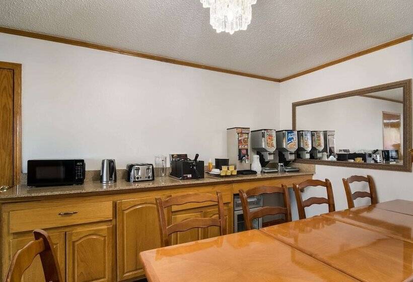 فندق Econo Lodge Calhoun North Damascus