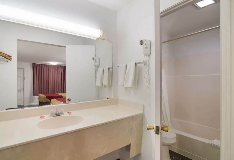 فندق Econo Lodge Calhoun North Damascus