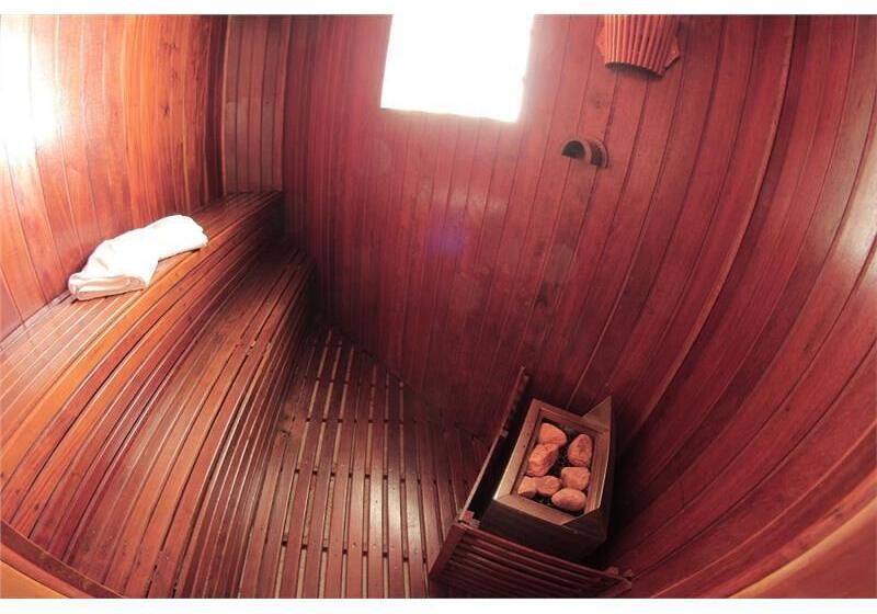 Отель Ema Palace