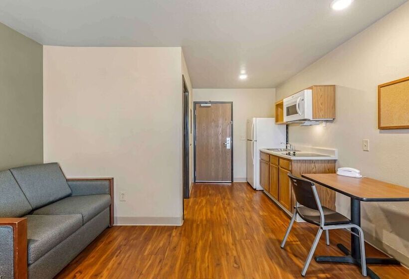 فندق Extended Stay America Select Suites  Cleveland  Mentor