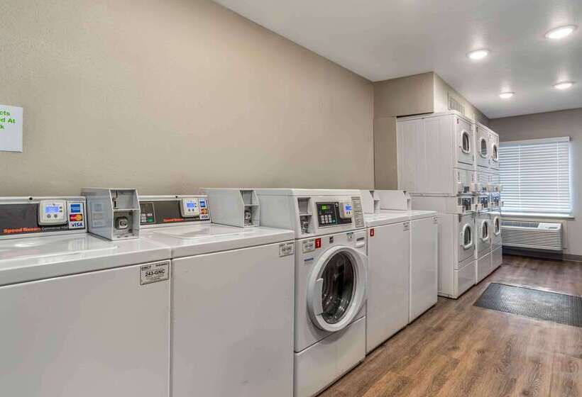 בית מלון כפרי Extended Stay America Select Suites  Jackson  South