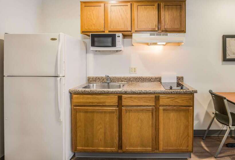 בית מלון כפרי Extended Stay America Select Suites  Tallahassee  Northwest