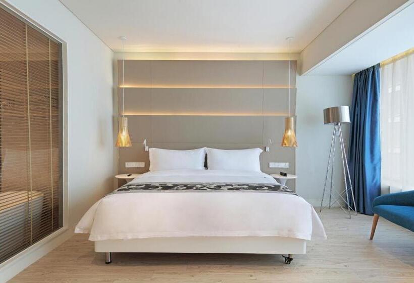 هتل Haikou Meilan International Airport