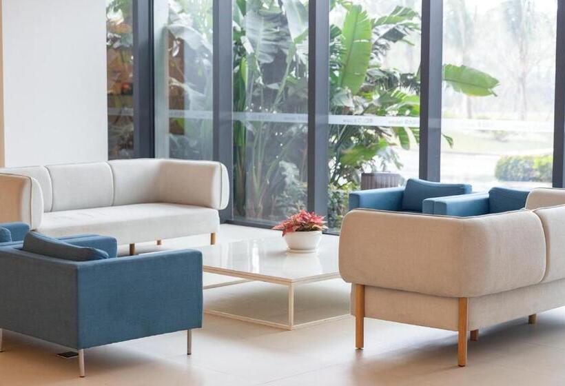 هتل Haikou Meilan International Airport