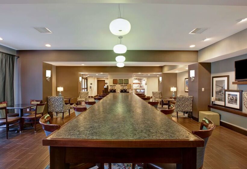 فندق Hampton Inn Dekalb, Il