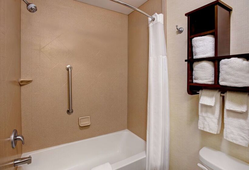 فندق Hampton Inn Dekalb, Il