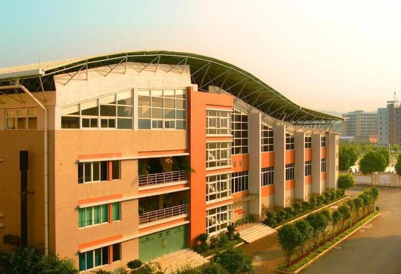 酒店 Holiday Inn Triumphal