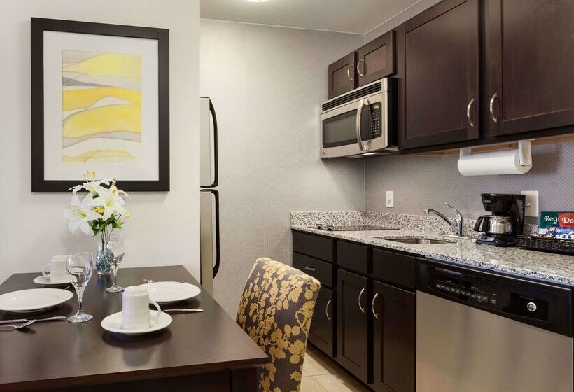 هتل Homewood Suites By Hilton Huntsville   Downtown, Al