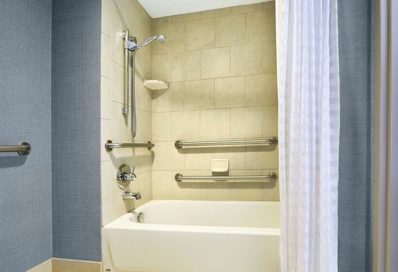 Отель Hyatt Place Grand Rapids South