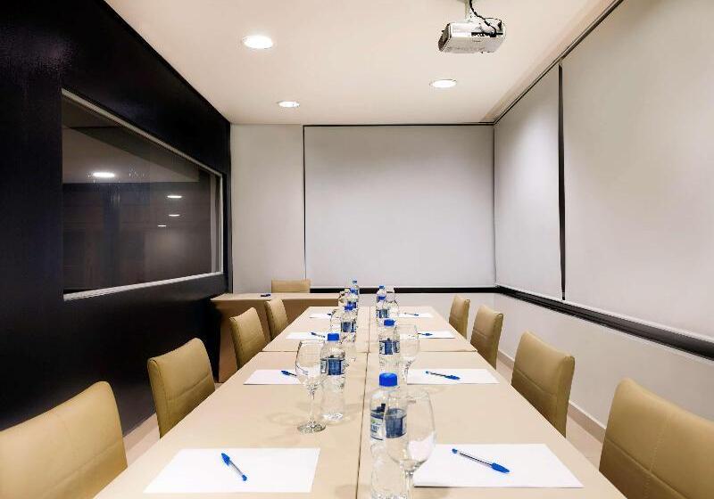 فندق Ibis Curitiba Shopping