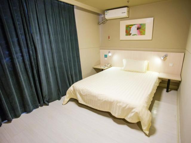 ホテル Jinjiang Inn Jinzhou Luoyang Road