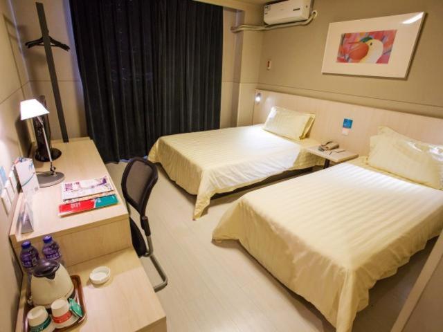 ホテル Jinjiang Inn Jinzhou Luoyang Road