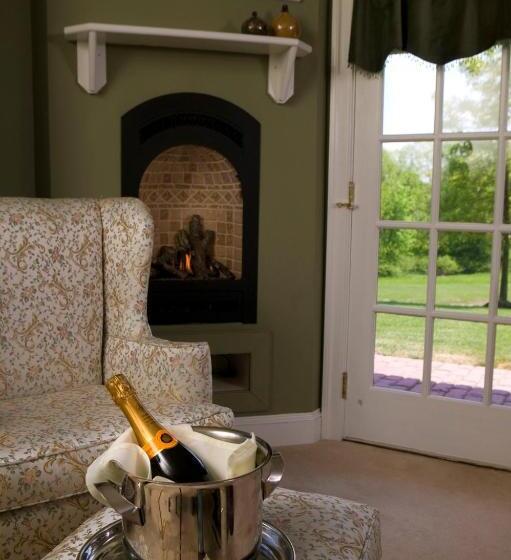 فندق Joseph Ambler Inn