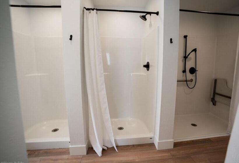 בית מלון כפרי Loge Leavenworth Downtown