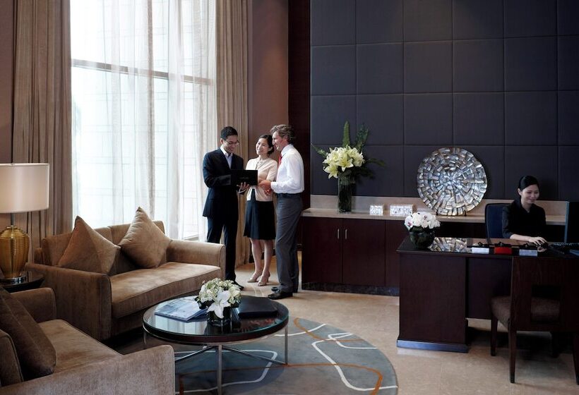 בית מלון כפרי Mission Hills Resort Haikou