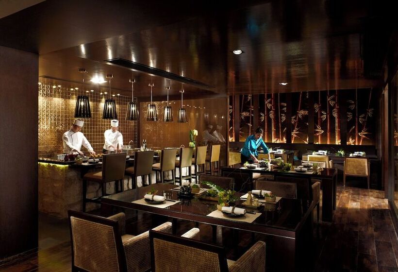 בית מלון כפרי Mission Hills Resort Haikou