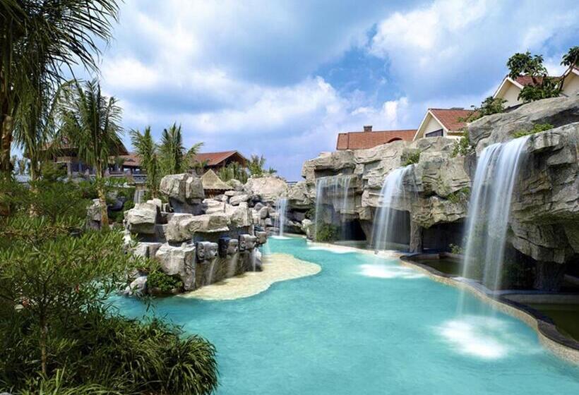 בית מלון כפרי Mission Hills Resort Haikou