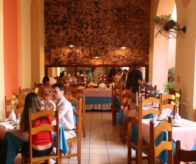 בית מלון כפרי Pousada Colonial