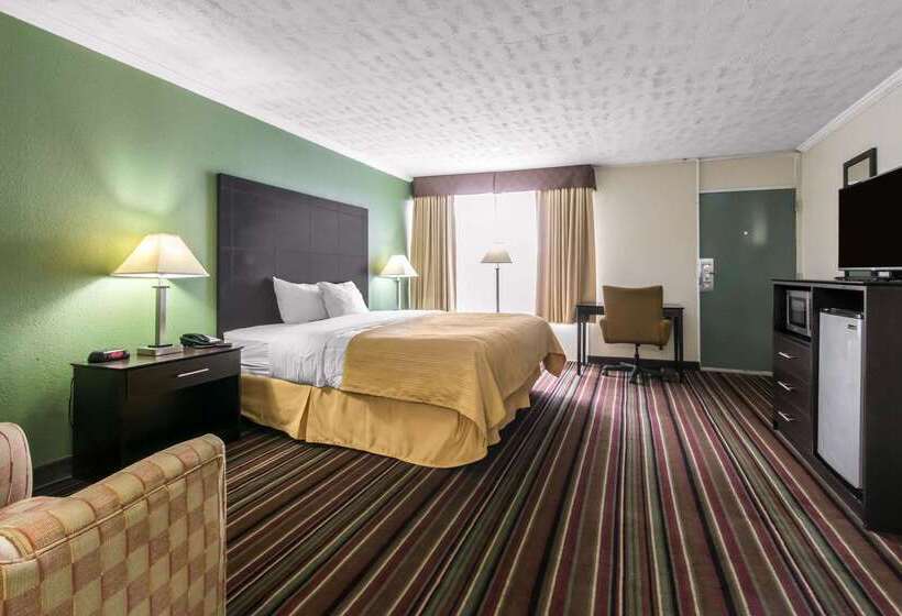 Отель Quality Inn & Suites