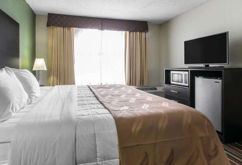 Отель Quality Inn & Suites