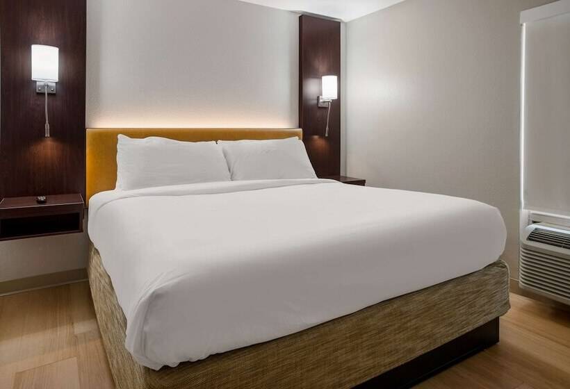 The Marco Hotel Lake Charles