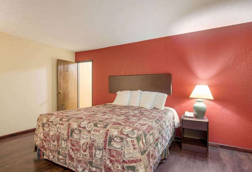 Отель Rodeway Inn