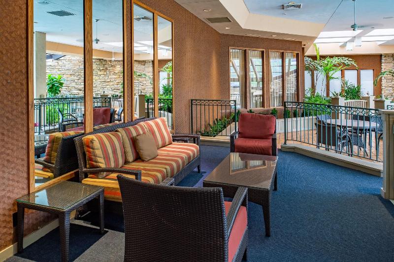 هتل Sheraton Westport Plaza