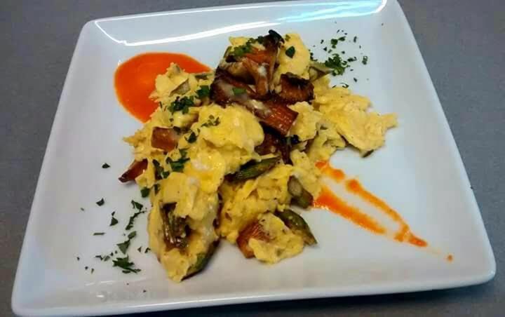 هتل The Campbell House Inn