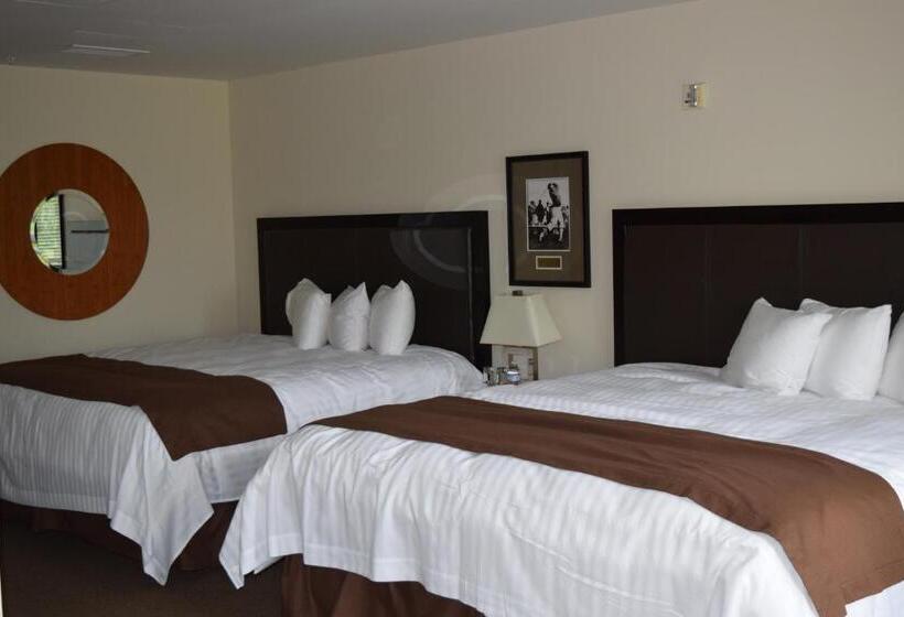 Отель The Glen Club