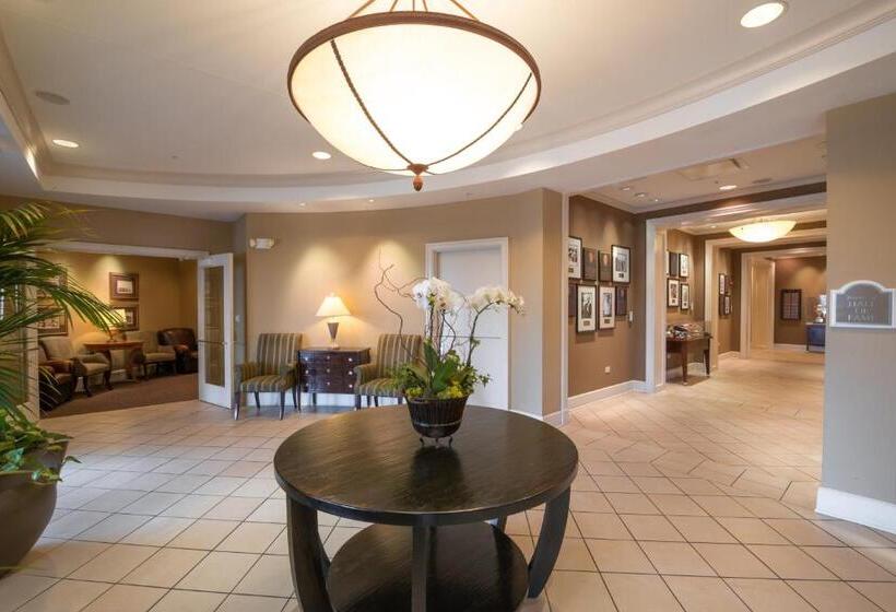 Отель The Glen Club