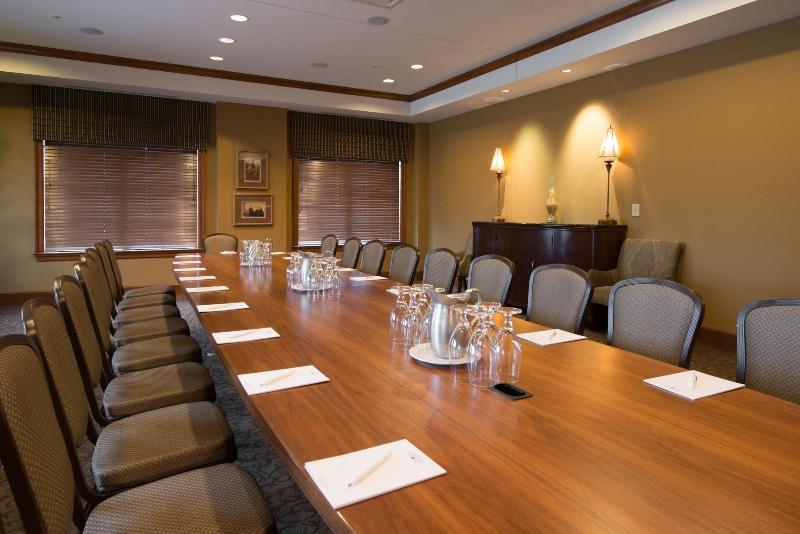 فندق The Glen Club