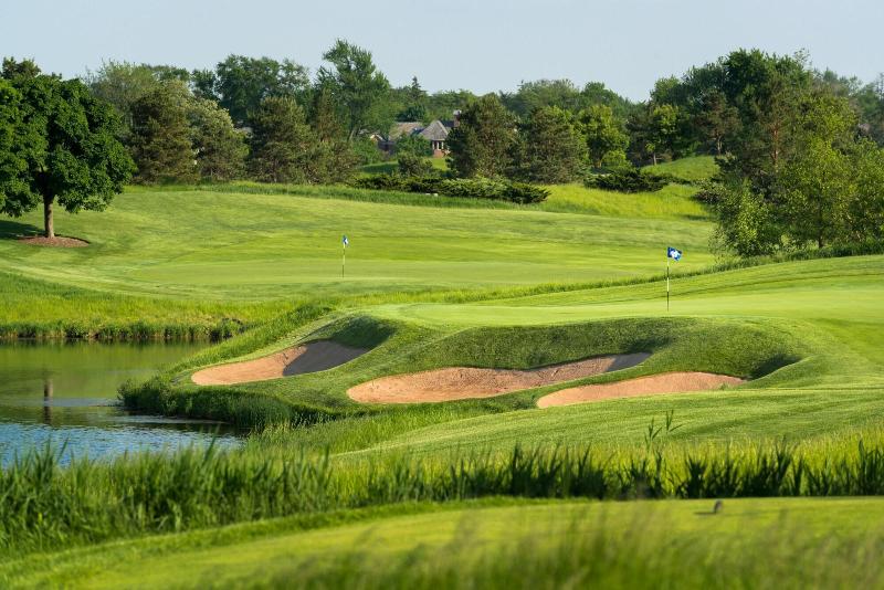 Отель The Glen Club