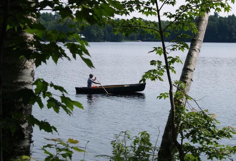 فندق Wilson Lake Inn